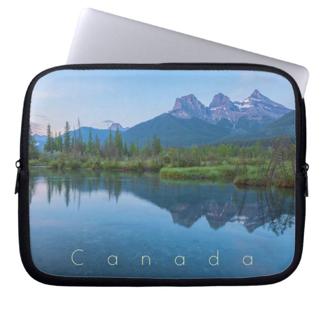 De drie zussen bij zonsopgang laptop sleeve (Voorkant)