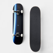 De dunne atmosfeer van de aarde en een gigantische persoonlijk skateboard (Voorkant)