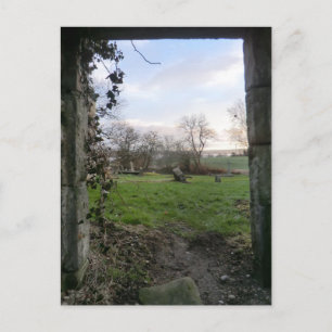 De Dying of the Day Thru an Abandoned Kirk door Briefkaart