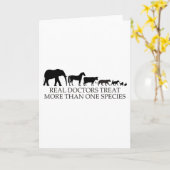 De echte Artsen (Dierenartsen) behandelen Meer dan Kaart (Gele Bloem)