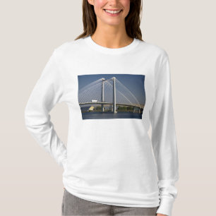 De Ed Hendler-brug overspant de Columbia-rivier T-shirt