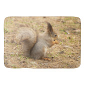 De eekhoorn eet een moerfoto badmat (Voorkant)