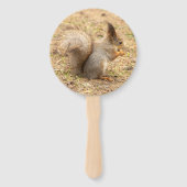 De eekhoorn eet een moerfoto handwaaier (Voorkant)