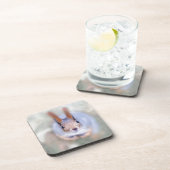 De eekhoorn kijkt naar je vanaf de bodem bier onderzetter (Rechterzijde)