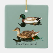 De eenden. Bescherm je vrede Keramisch Ornament (Achterkant)
