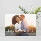 De eenvoudige elegante manuscriptfoto bewaart de d save the date (Staand voorkant)