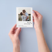 De eenvoudige moderne fotobruiloft van de begrotin flyer (Hand)