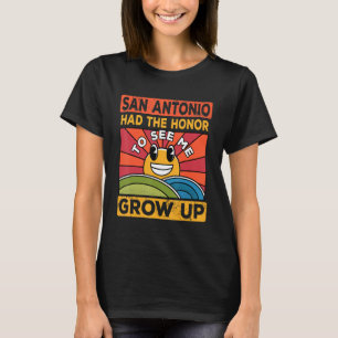 De eer om me op te groeien had de zon en San an T-shirt