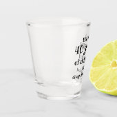 De eerste 40 jaar kindertijd zijn de moeilijkste shot glas (Links)