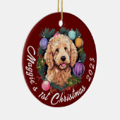 De eerste kerstdagen van Goldendoodle Keramisch Ornament (Rechts)