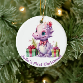 De eerste kerstdinosaurus van baby.  keramisch ornament