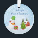 De eerste kerstfoto van baby Cute Snowball Snowman Ornament<br><div class="desc">Decorteer uw huis in stijl met deze "Baby's First Kerstcute Snowball Custom Photo"-gepersonaliseerde sierstrip. Het is ook een groot goed of cadeau voor ouders of vrienden. Als u meer aanpassingen nodig hebt, klikt u op de knop "Aanpassen" en gebruikt u ons ontwerpgereedschap om de grootte van het formaat te wijzigen,...</div>