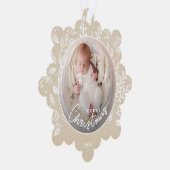 De eerste kerstfoto van de baby op ivoorpapier ornament kaart (Rechts)