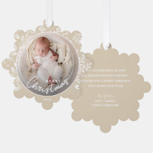 De eerste kerstfoto van de baby op ivoorpapier ornament kaart