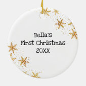 De eerste kerstfoto van de hond: Gold Snowflakes Keramisch Ornament (Achterkant)