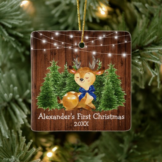 De eerste kerstlampjes van baby Deer Blue Bow Keramisch Ornament (Boom)