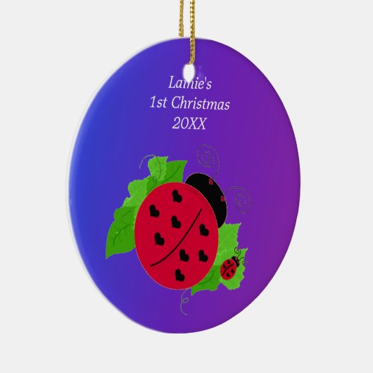 De eerste Kerstmis van Whimsical Ladybug Keramisch Ornament (Rechts)