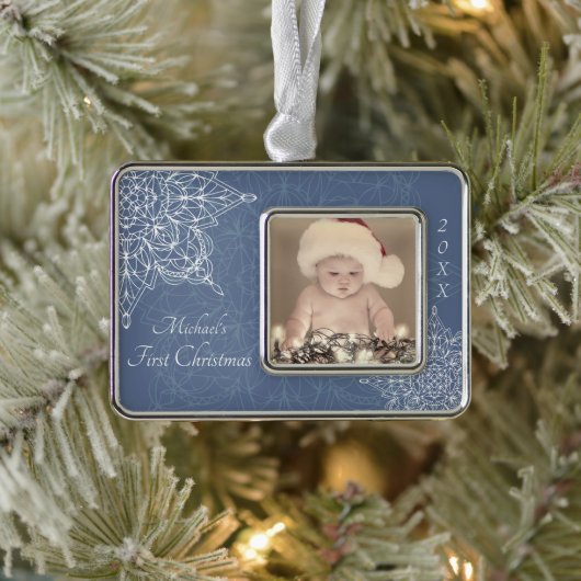 De eerste kerstsneeuwvlok van de baby verzilverd omlijst ornament (Boom)