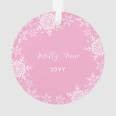 De eerste kerstsnowflakes van de baby op Roze Ornament (achterkant)