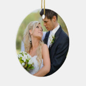De eerste kerstversiering van een paar | Monogram Keramisch Ornament (Rechts)