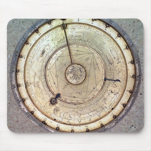 De eerste lentegedreven klok met druk, uitzicht va muismat (Voorkant)