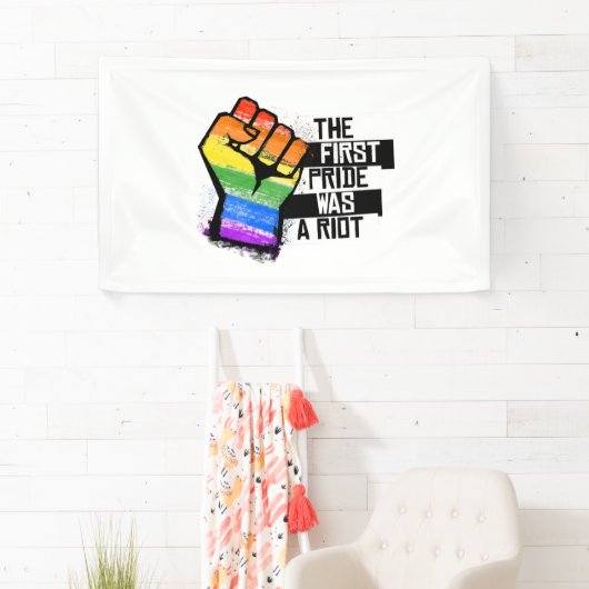 De eerste trots was een oproer spandoek (Insitu)