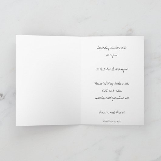 De eerste verjaardag van Ava (Binnen)