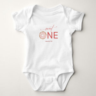 De eerste verjaardag van het meisje Sweet One Pink Romper