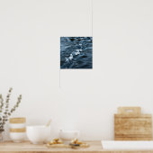 De eeuwige flux: een studie van diepe blauwe strom poster (Keuken)