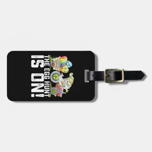 De eierjacht is op Gnome Grappig Pasen Bagagelabel (Voorkant horizontaal)