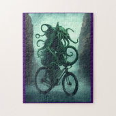 De Eldritch Fietser: Cthulhu rijdt op de fiets Legpuzzel (Verticaal)