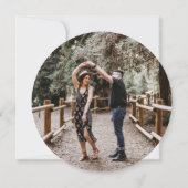 De elegante rode dennenbomen foto bewaren de datum kaart (Achterkant)