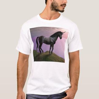 De Elusive Black Unicorn T-shirt