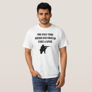 De enige keer dat Amerikanen een knie nemen T-shirt