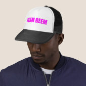 De enige manier is Essex Team Reem TOWIE Joey Trucker Pet (In situ)
