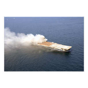 De ex-Oriskany, een buitenbedrijfgestelde vliegtui Foto Afdruk