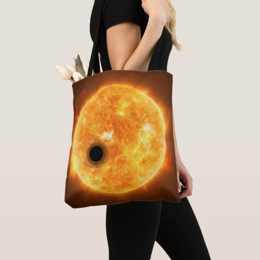 De exoplaneet Wasp-107b is een gasreus Tote Bag (Dichtbij)
