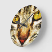 De expressieve blik van een huiskat ronde klok (Hoek)