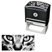 De expressieve blik van een huiskat  zelfinktende stempel (In situ)