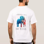 De ezel & de olifant knuffelen BE KIND OMBRE T-shirt (Achterkant)