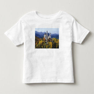 De fantasierijke Neuschwanstein is een van de drie Kinder Shirts