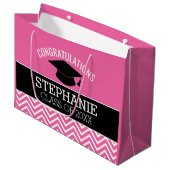 De felicitaties Afstuderen Afstuderen kunnen Roze  Groot Cadeauzakje (Voorkant Gekanteld)