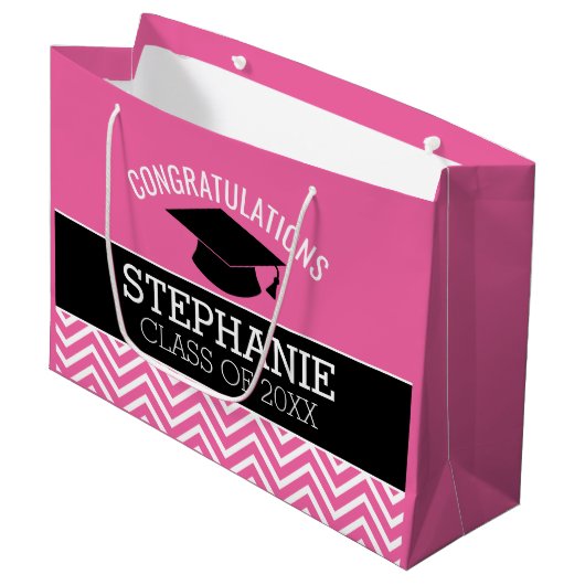 De felicitaties Afstuderen Afstuderen kunnen Roze  Groot Cadeauzakje (Voorkant Gekanteld)