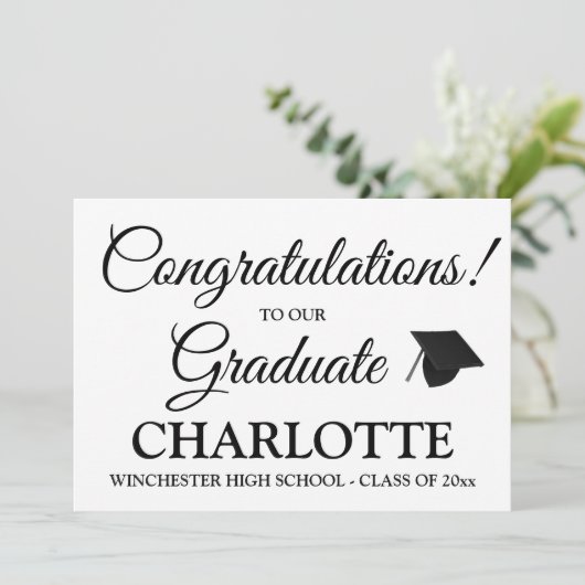 De felicitaties afstuderen het afstuderen van het aankondiging (Staand voorkant)