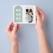 De Foto van de begroting sparen de Datum Flyer (Hand)