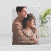 De Foto van de kalligrafie sparen de Code QR van d Save The Date (Staand voorkant)