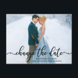 De foto van het manuscript van de Kalligrafie van  Briefkaart<br><div class="desc">Het moderne Elegant Manuscript van de Kalligrafie verandert de Datum die het Briefkaart van de Foto van de Band uit stelt</div>