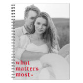 De Foto van Trendy & wat telt het positiefst RedQu Notitieboek (Voorkant)