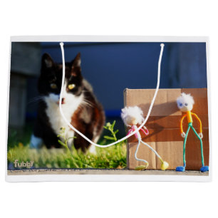 De Fubby's verstoppertje spelen met Kat Ping. Groot Cadeauzakje