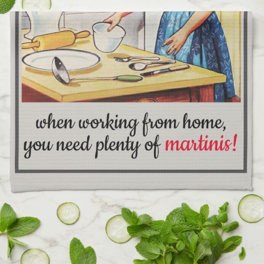 De Funny Houseechtgenote Needs Martinis van 1950 Theedoek (Gevouwen)